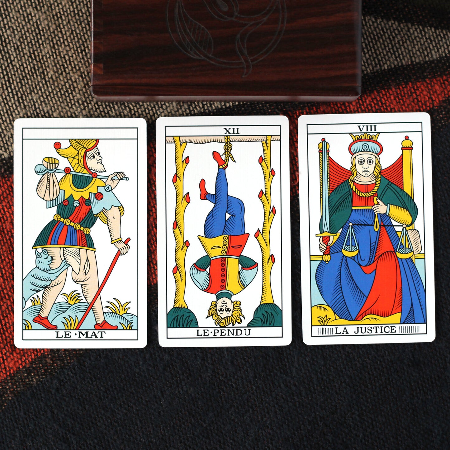 ARTISAN TAROT: NICOLAS CONVER