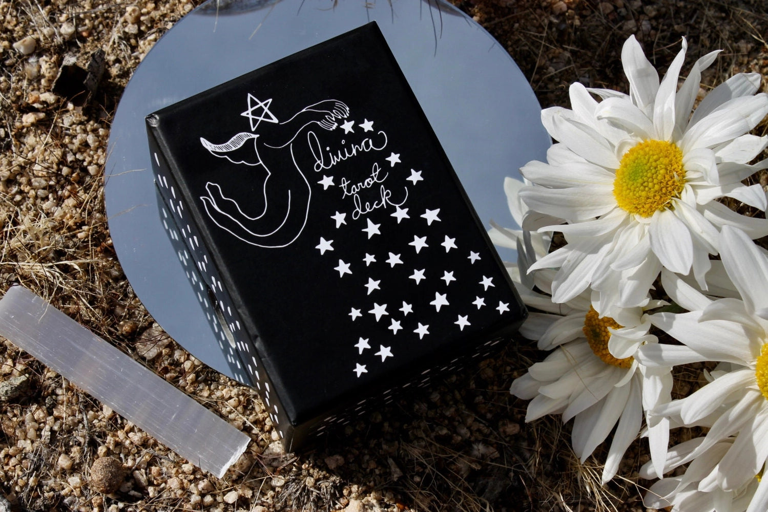 Divina Tarot