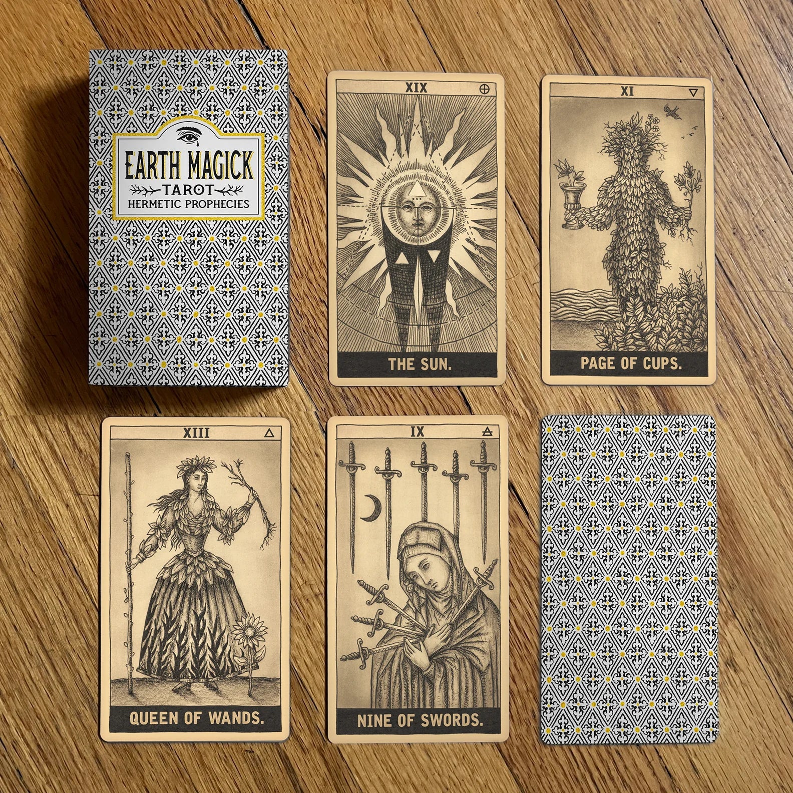 Earth Magick Tarot - Amber Edition