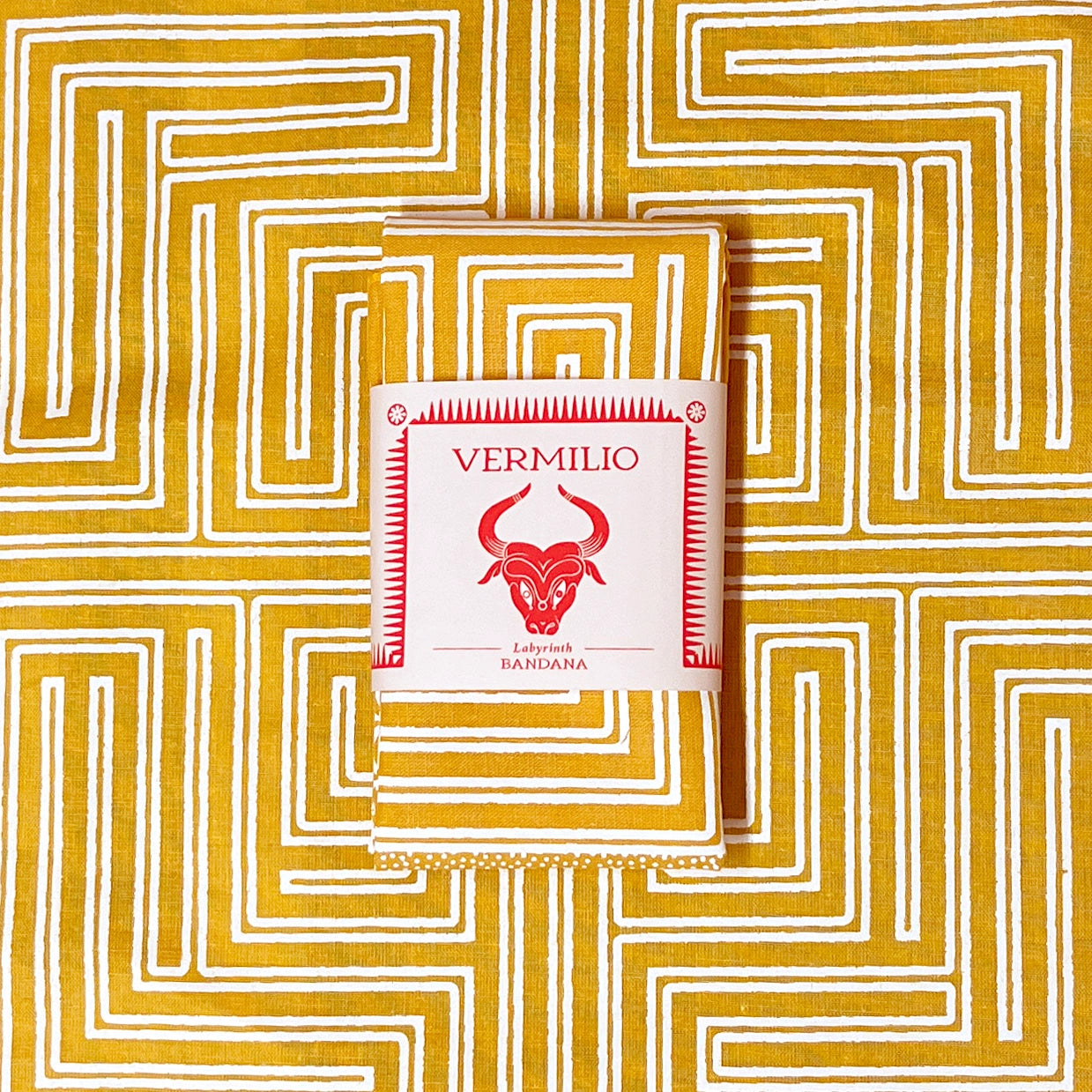 LABYRINTH TAROT CLOTH