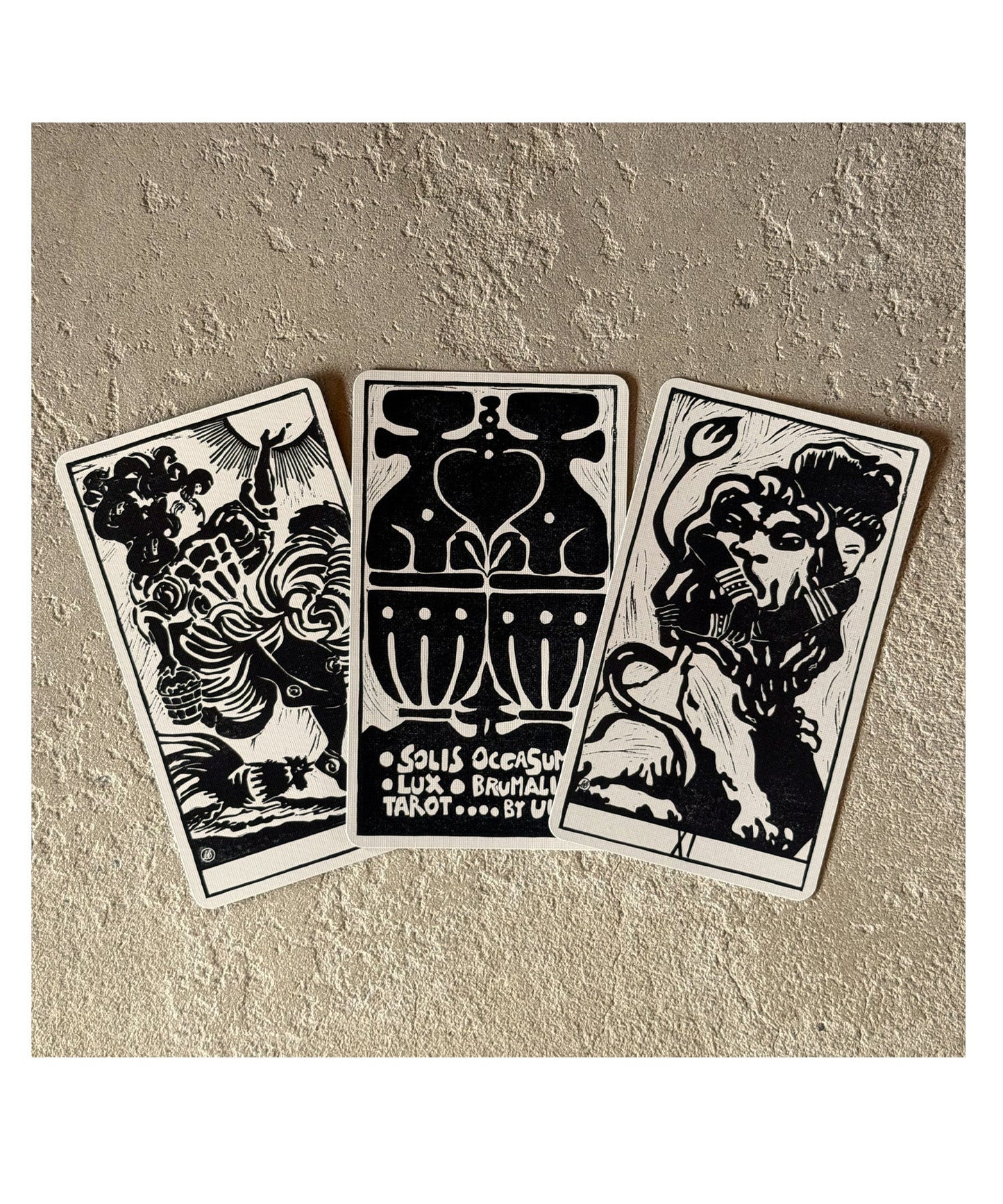 Lux Tarot by Uusi