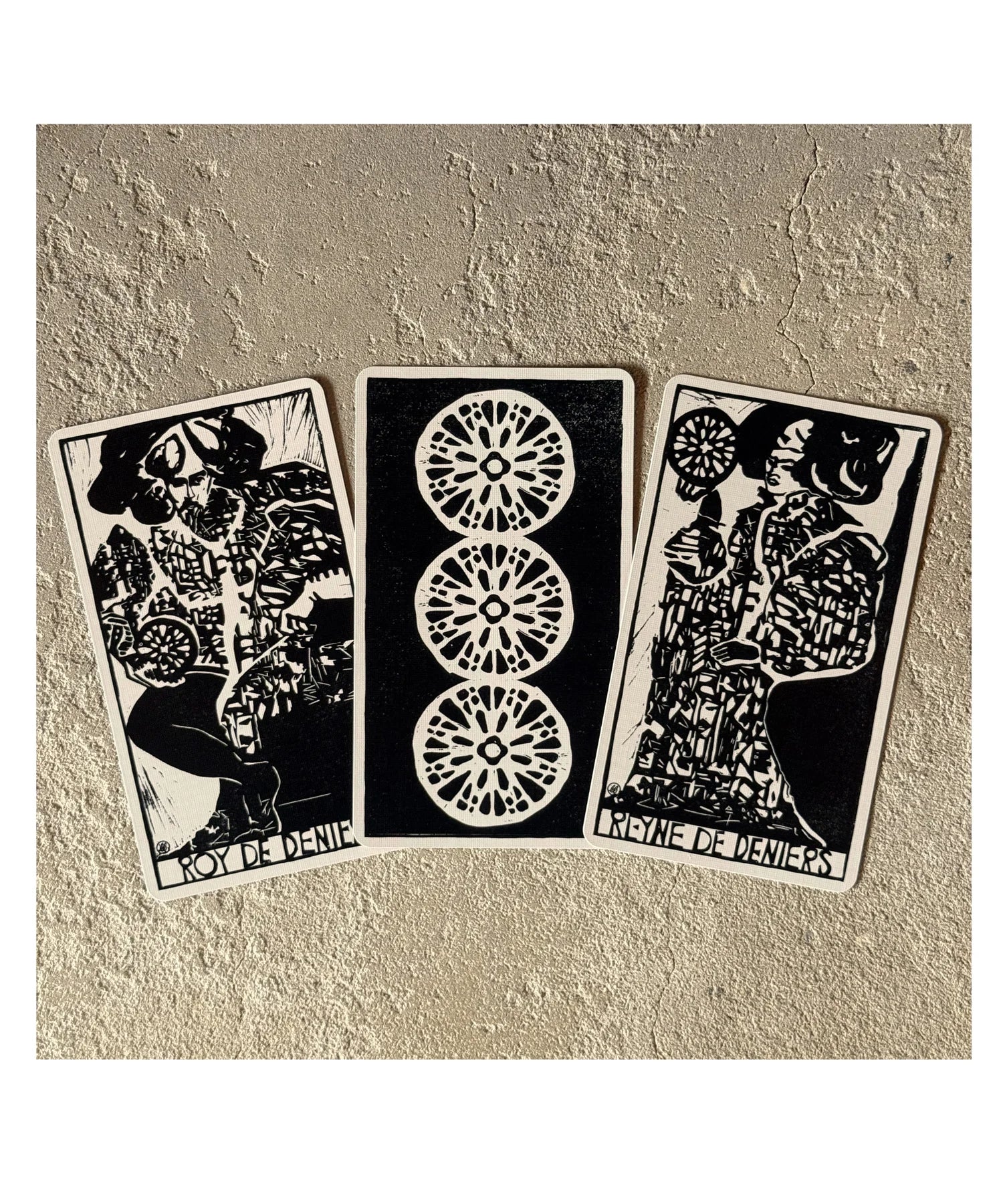 Lux Tarot by Uusi