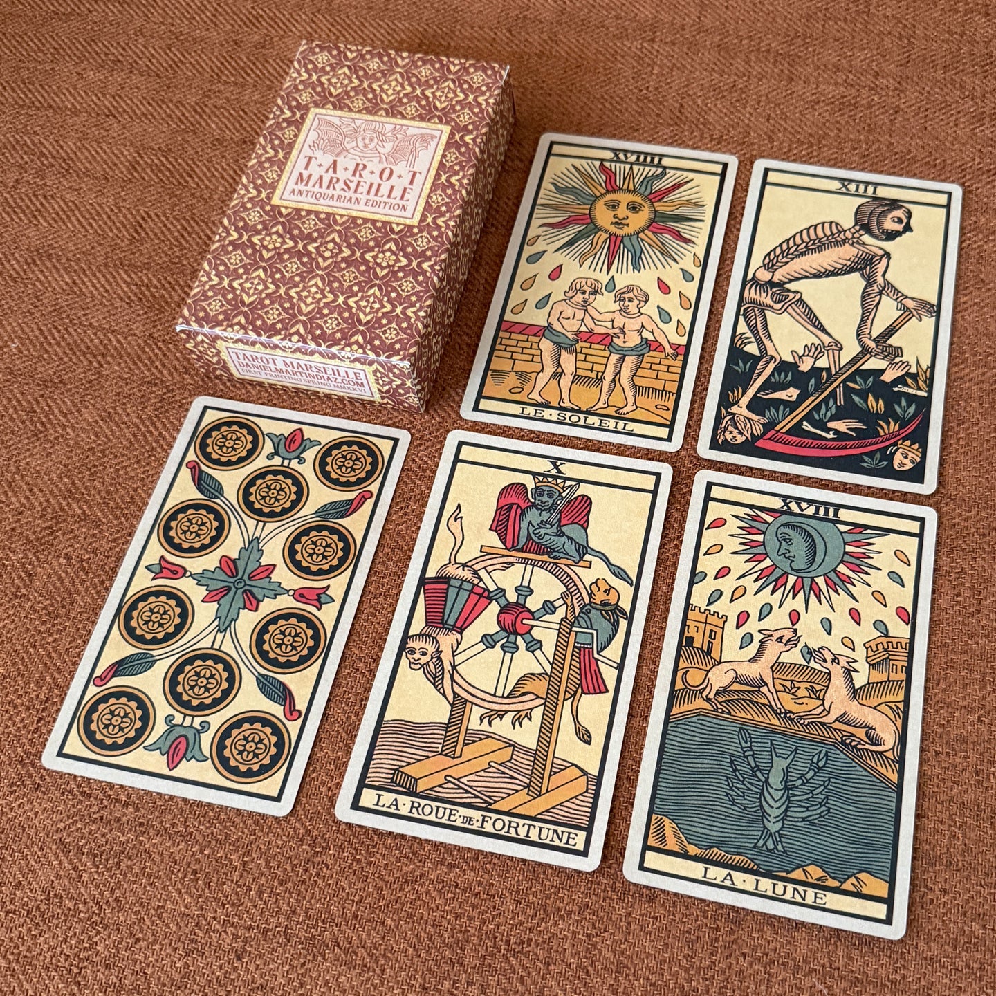 TAROT MARSEILLE: ANTIQUARIAN EDITION