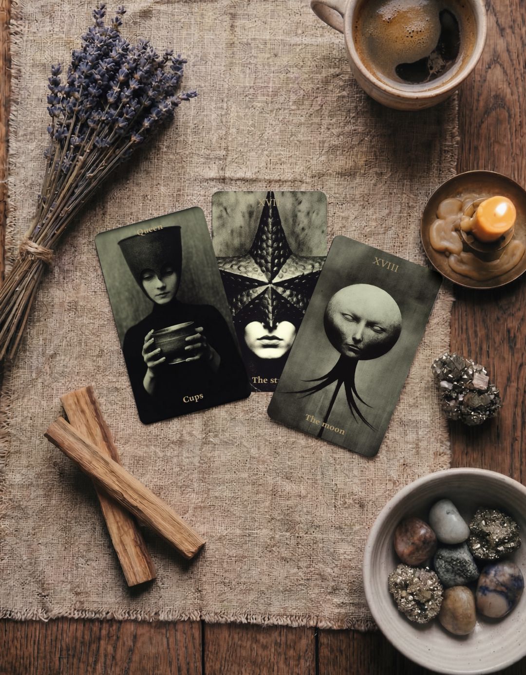 Obscuro Tarot Compact Edition by Una in Space