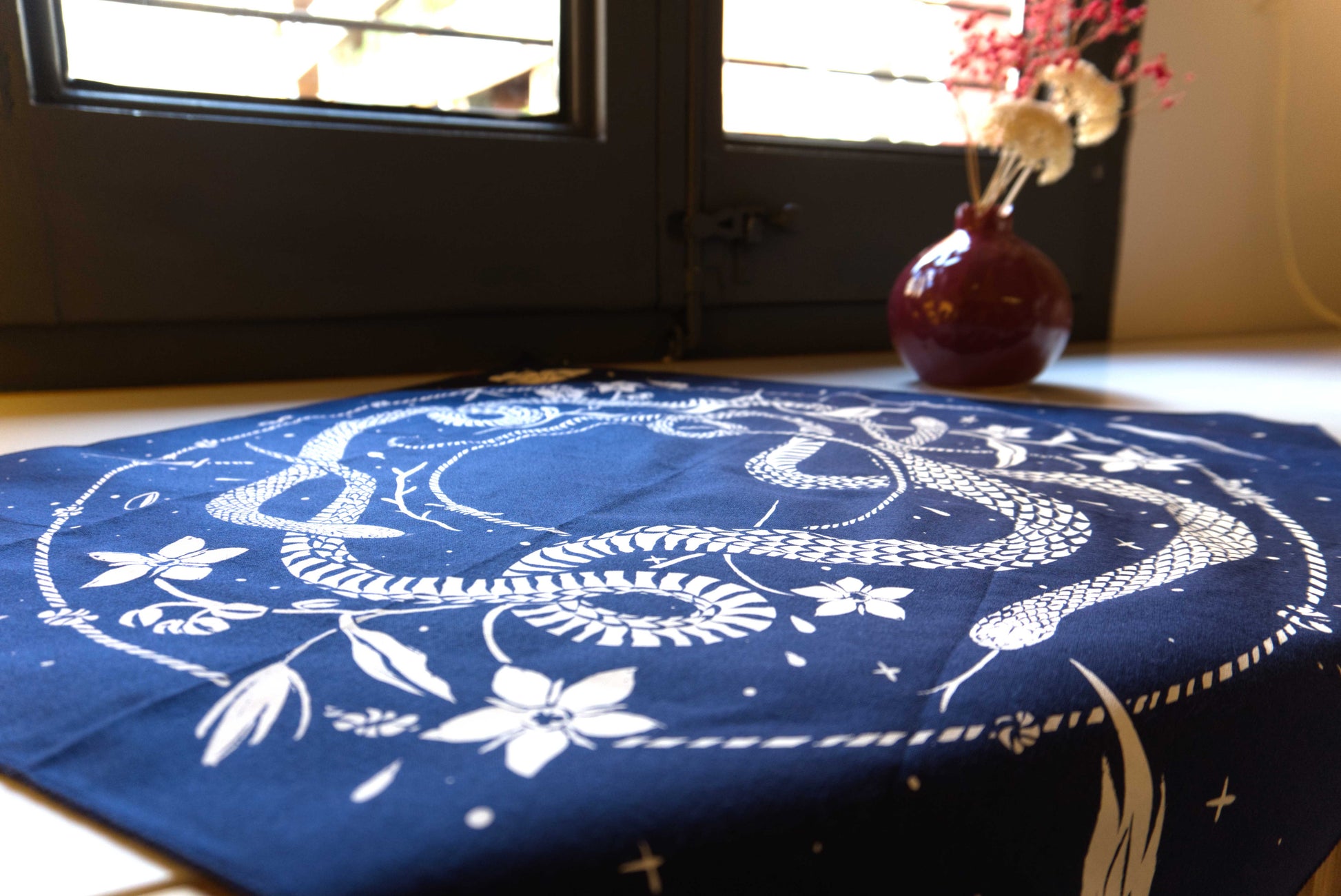 SNAKES & STARS TAROT CLOTH
