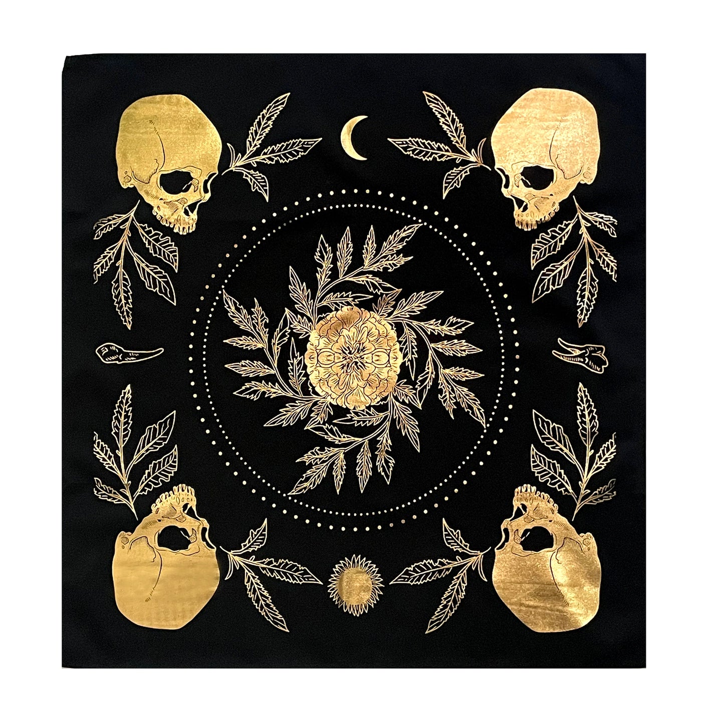 TEETH AND BONE TAROT CLOTH