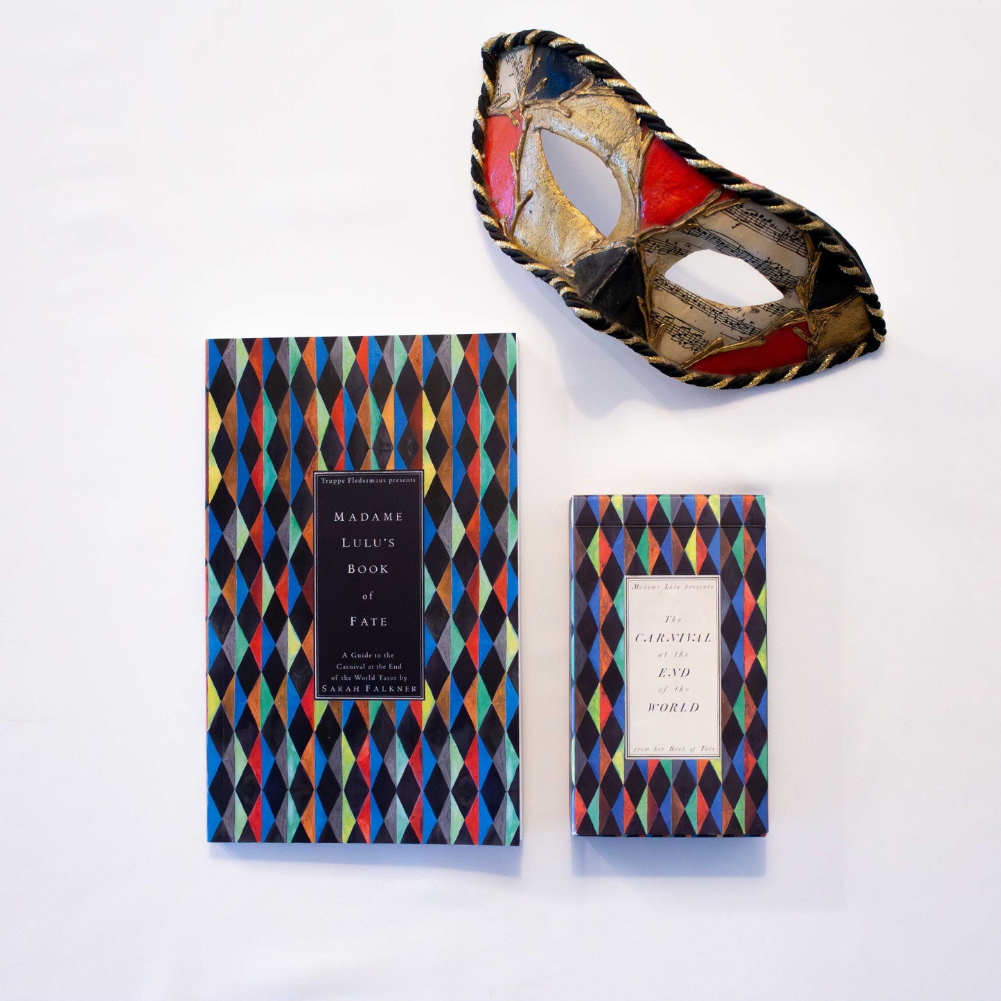 THE CARNIVAL AT THE END OF THE WORLD TAROT + libro guía "Madam Lulu's Book of Fate"