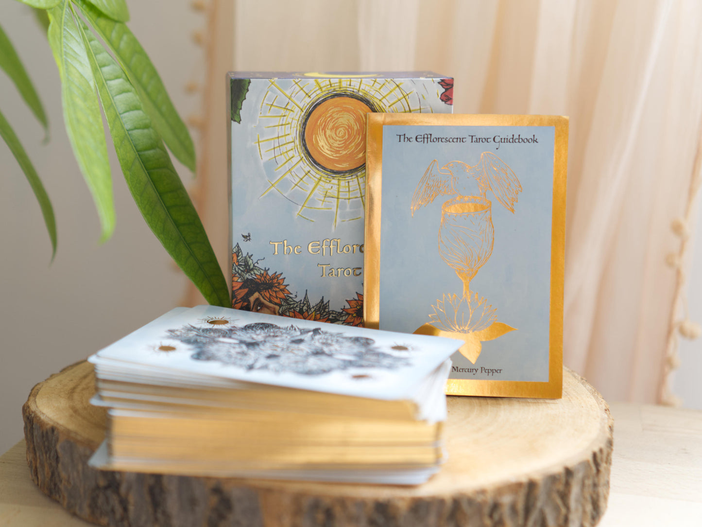 THE EFFLORESCENT TAROT