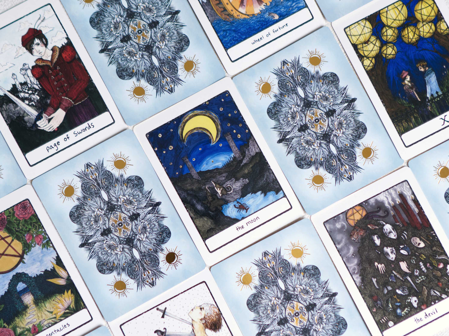 THE EFFLORESCENT TAROT