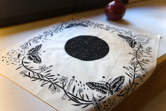 WANDERER TAROT CLOTH